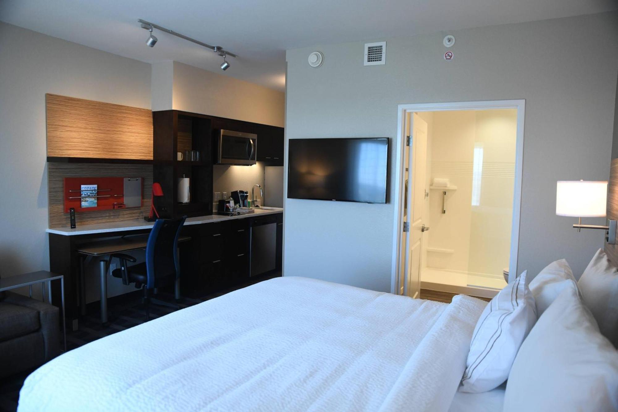 Towneplace Suites Kansas City At Briarcliff Εξωτερικό φωτογραφία