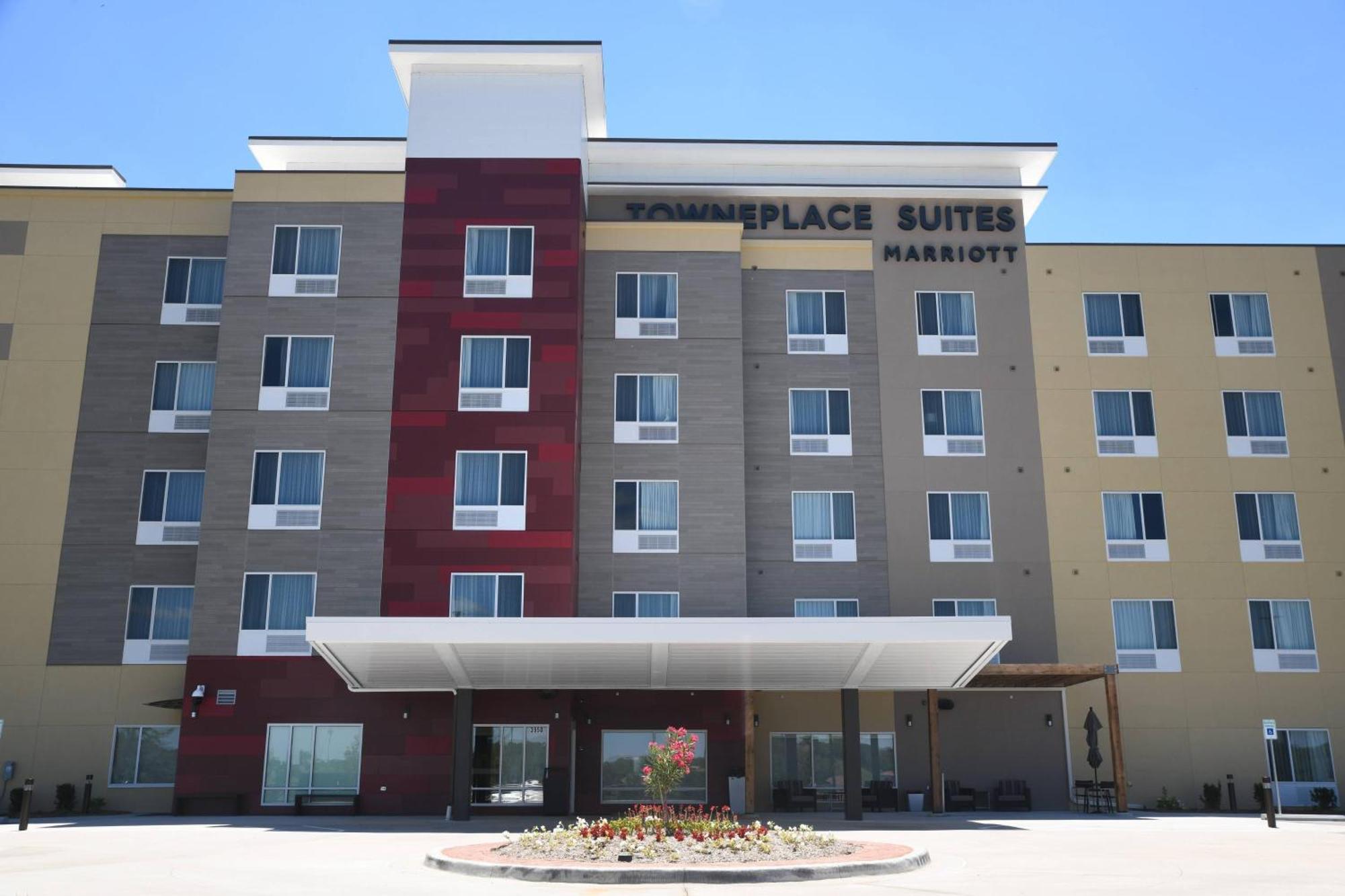 Towneplace Suites Kansas City At Briarcliff Εξωτερικό φωτογραφία